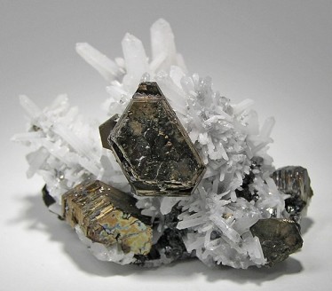 pyrrhotite-sphalerite-quartz-195225